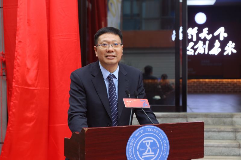 市人力社保局黨組成員☝🏻、副局長謝辛講話.jpg